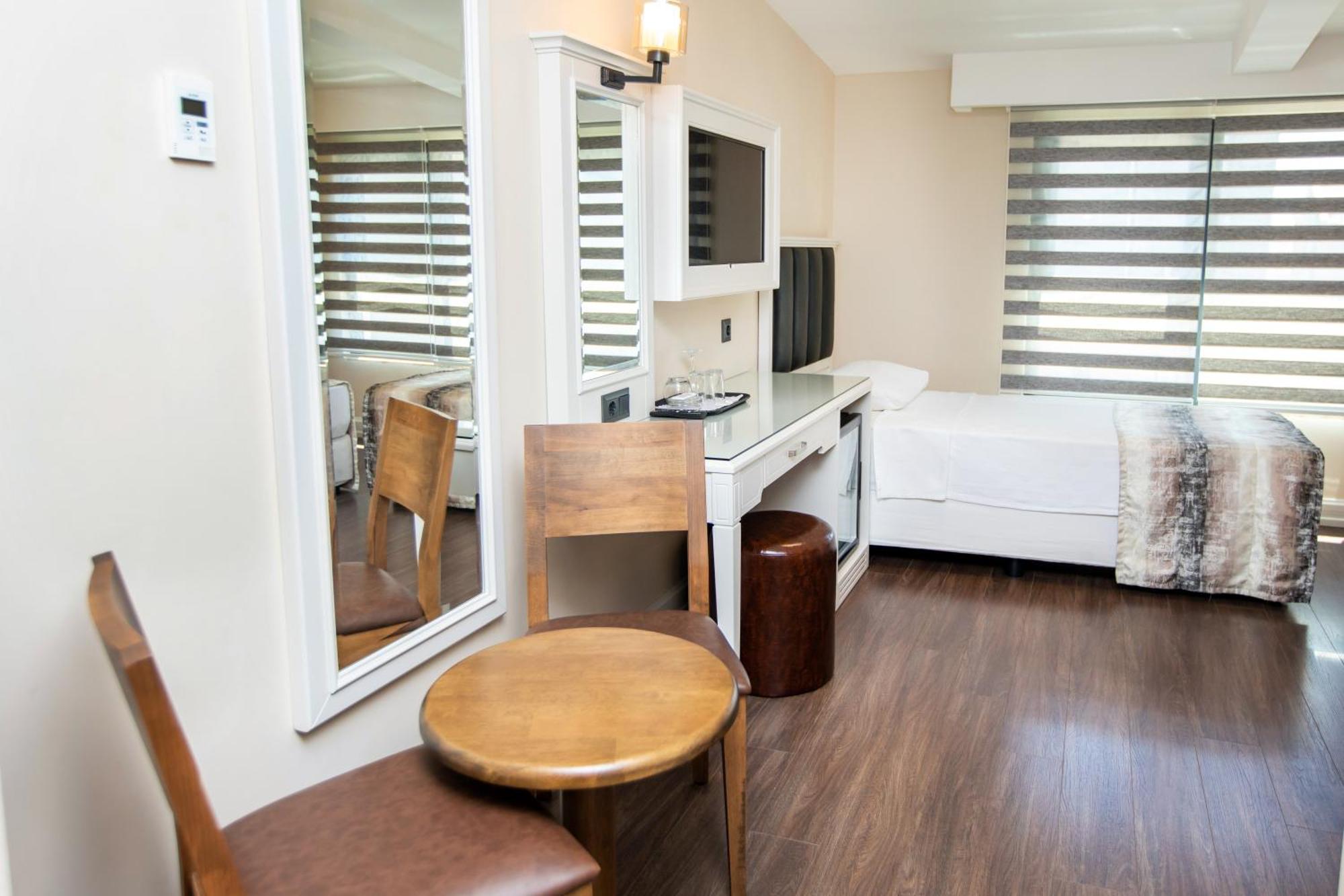 Opatija Hotel Istanbul Room photo